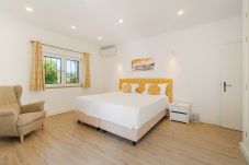 Villa in Lagos - Casa Tambeim