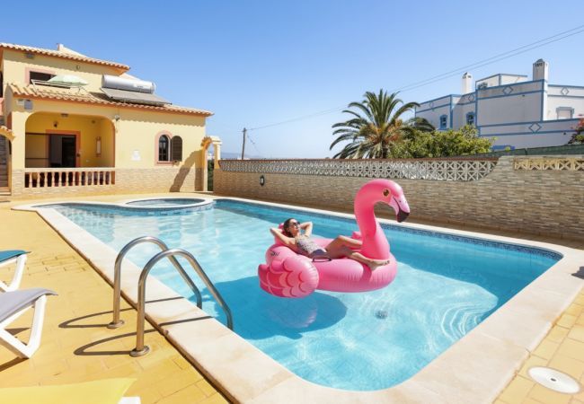 Apartment in Parchal - T2 Frente