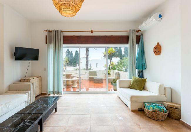 Apartment in Porches - Casa Sueste Memorable Holidays 