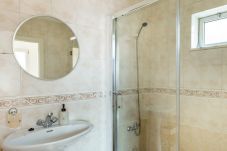 Apartment in Lagos - El Shaddai 0